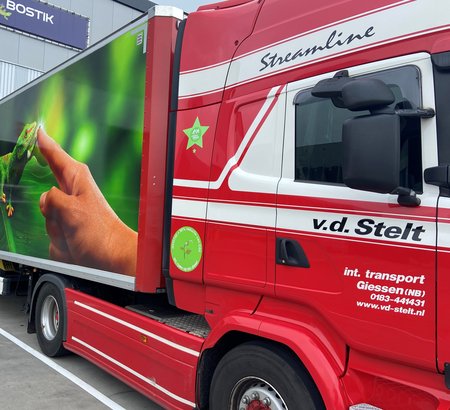 Bostik Benelux en Van der Stelt Logistics maken overstap naar biodiesel