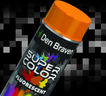 Ekspresowe prace w ogrodzie z farbami w sprayu Super Color firmy Den Braven